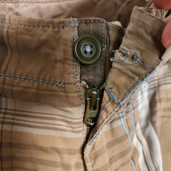 Gap Men's Khaki Shorts Multicolor Plaid Casual Cotton Flat Front Size 40W - Picture 2 of 7